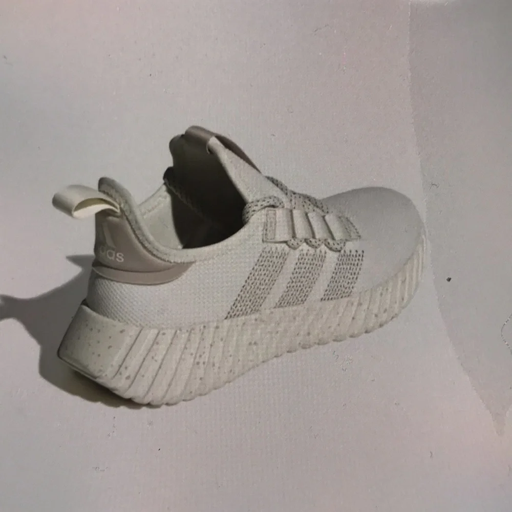 New Adidas Kaptir Flow 6.5 Youth / 8 women BNWT NEW☀️ - Picture 9 of 12
